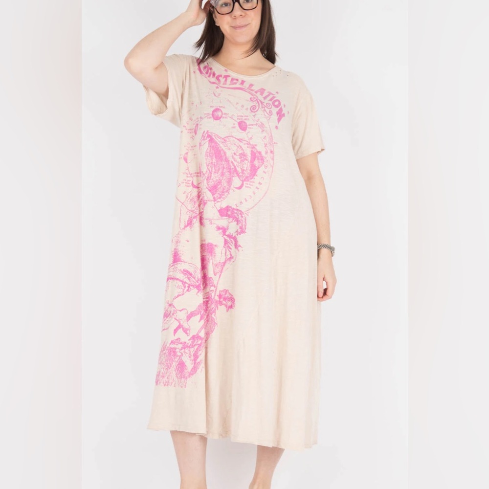 Magnolia Pearl Constellation Love T Shirt Dress One Size